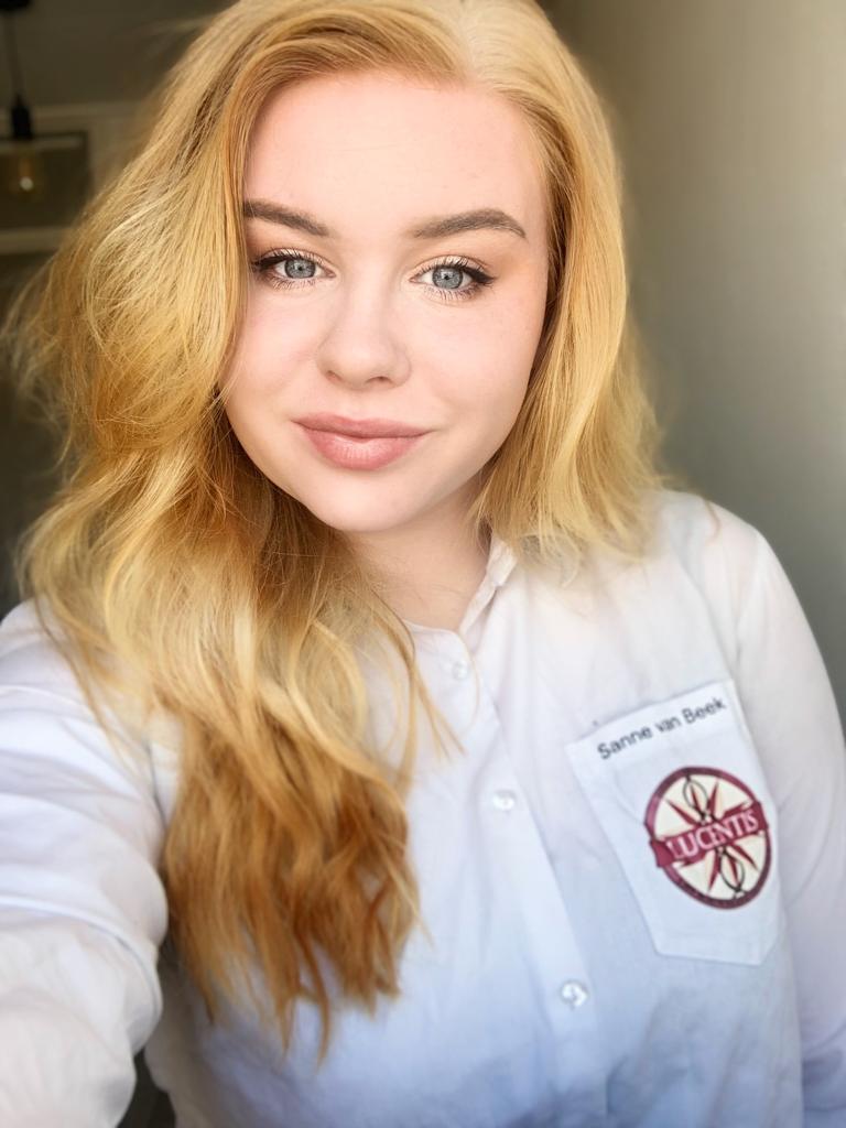 Sanne van Beek Sanne van Beek